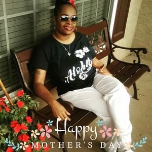 Meet your Posher, Keisha